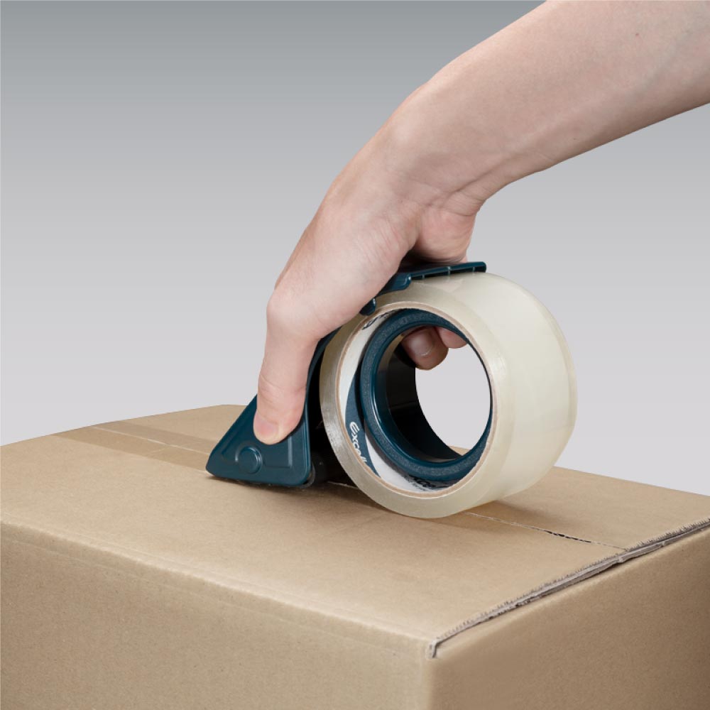 【Excell 臺灣非常】 高品質封箱工具 |  50M超黏透明封箱膠帶，輕鬆完成單手封箱。